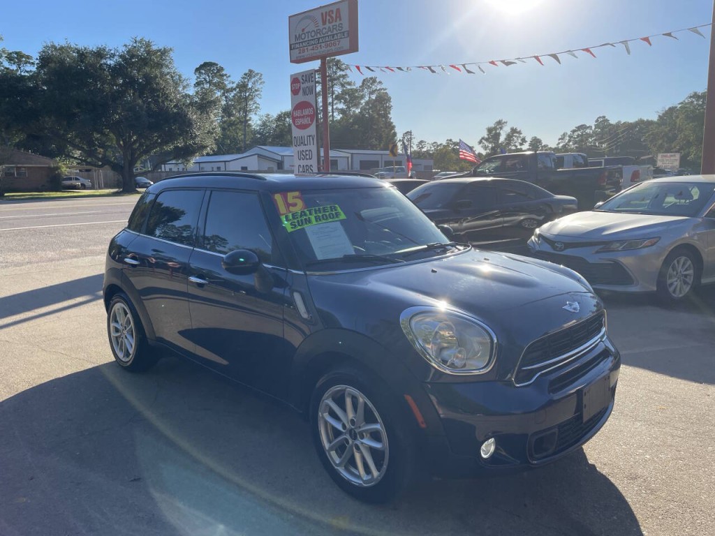 2015 MINI Countryman Image 1