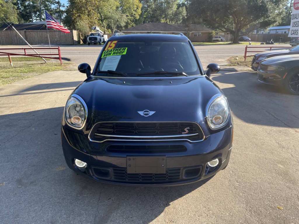 2015 MINI Countryman Image 2