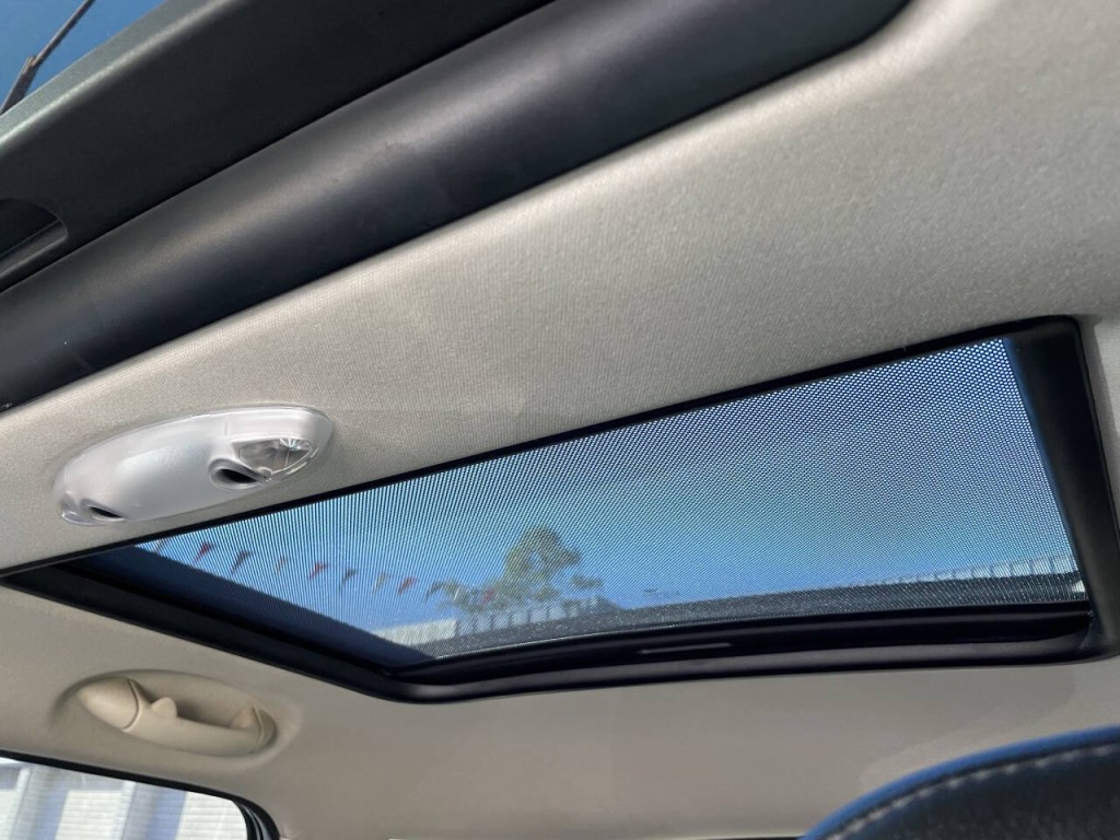 2015 MINI Countryman Image 14