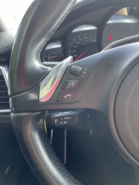 2014 Porsche Panamera Image 5