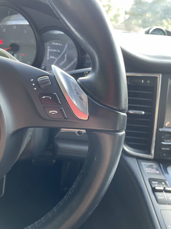 2014 Porsche Panamera Image 7