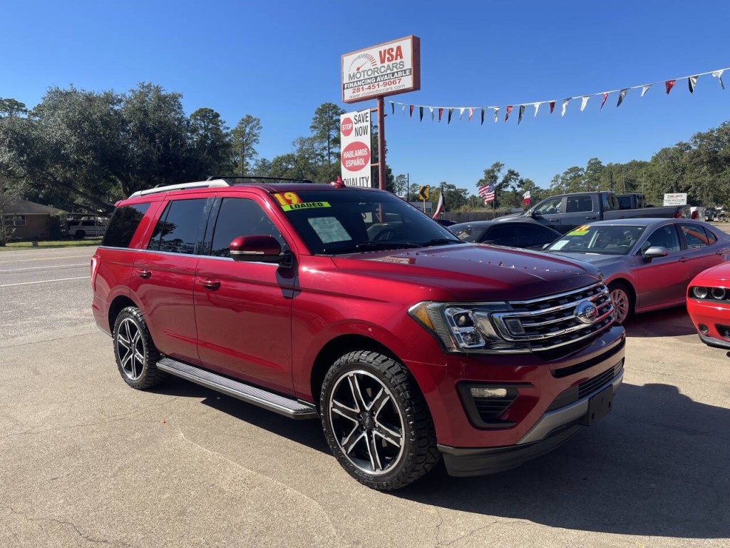 2019 Ford Expedition Image 1