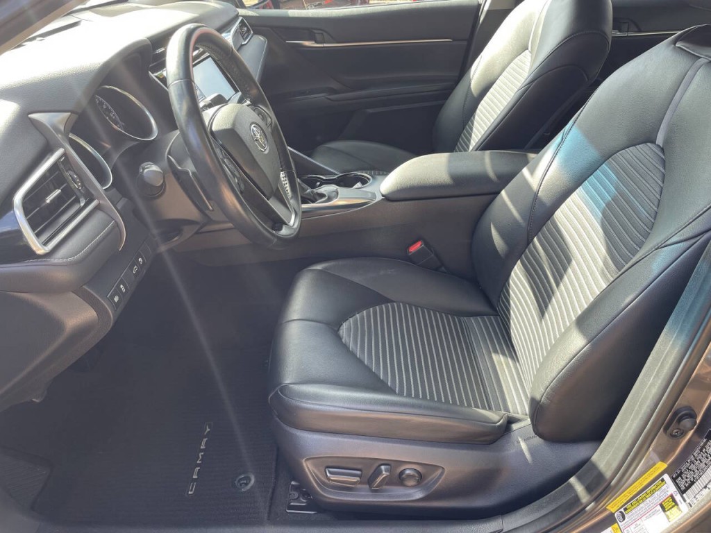 2018 Toyota Camry Image 4