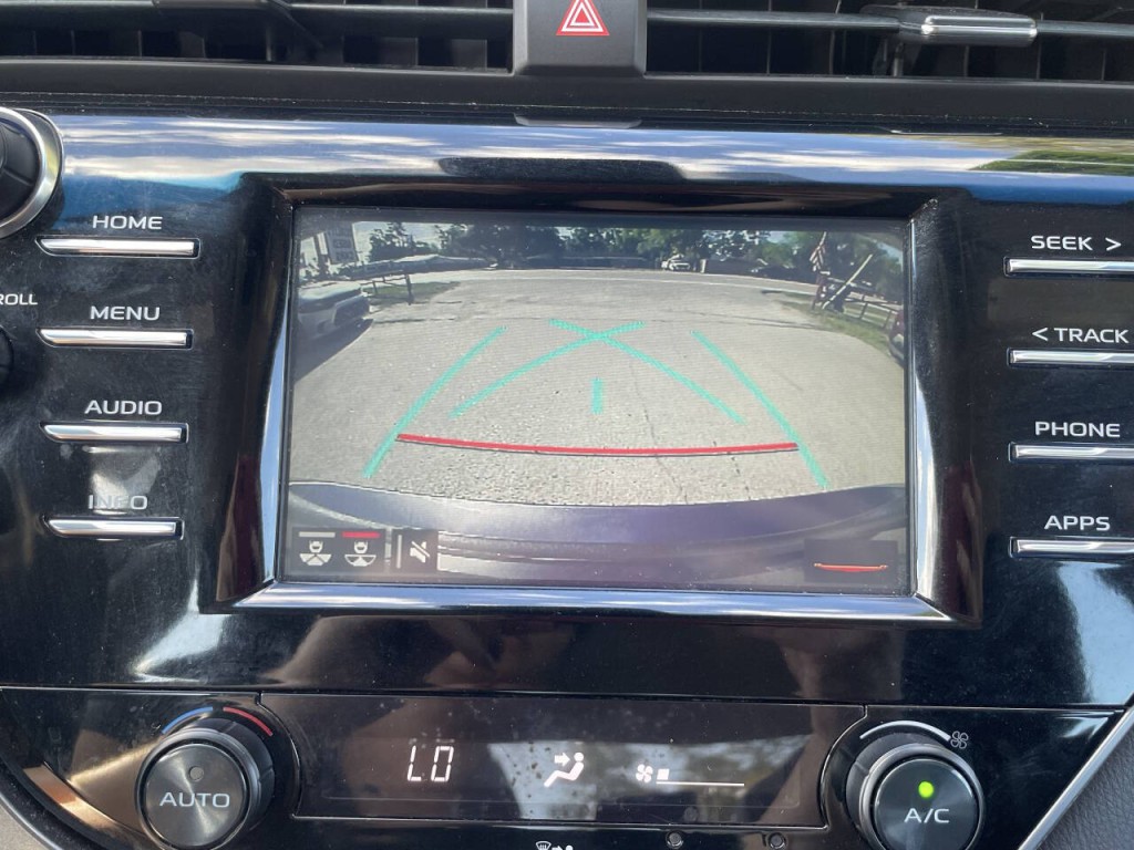 2018 Toyota Camry Image 11