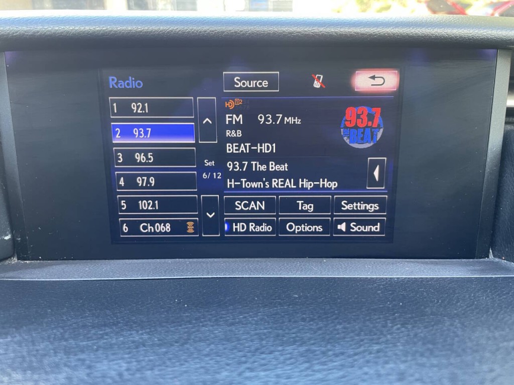 2015 Lexus IS 250 Image 11