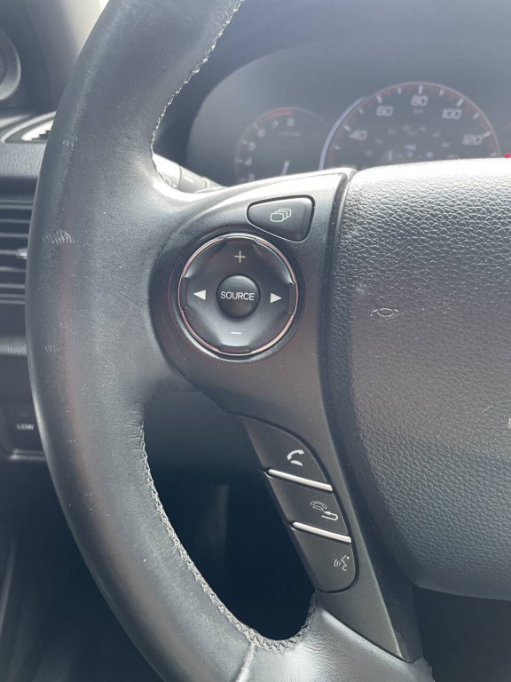 2015 Honda Accord Image 7