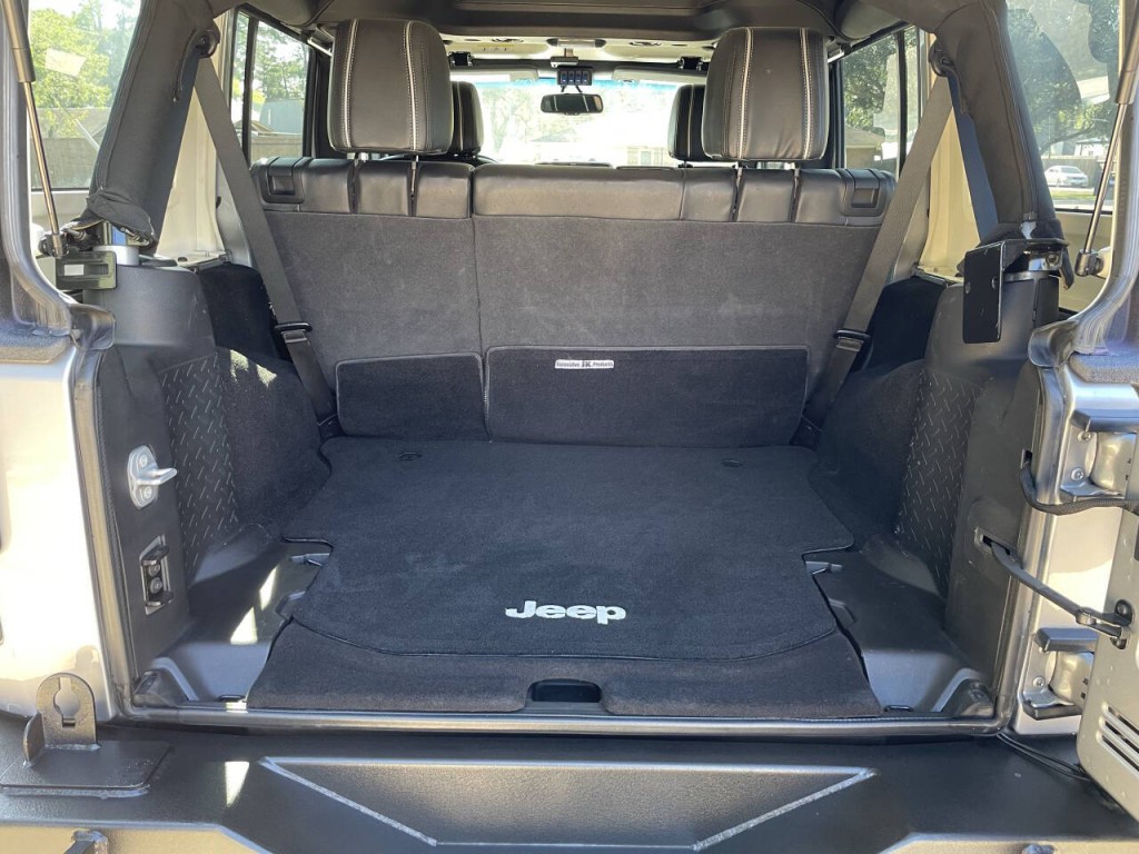 2015 Jeep Wrangler Unlimited Image 24