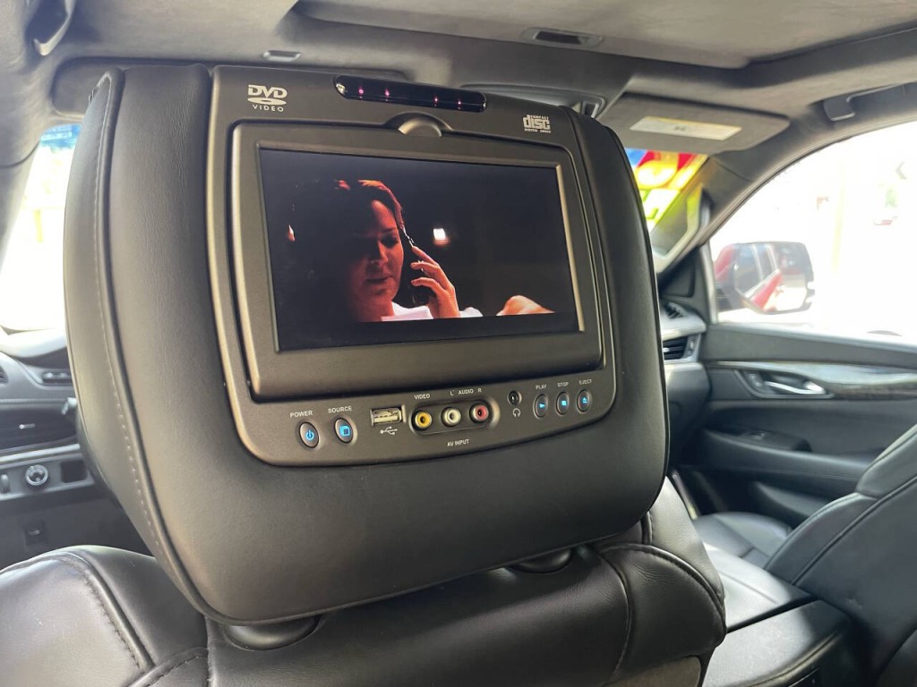 2016 Cadillac Escalade Image 27