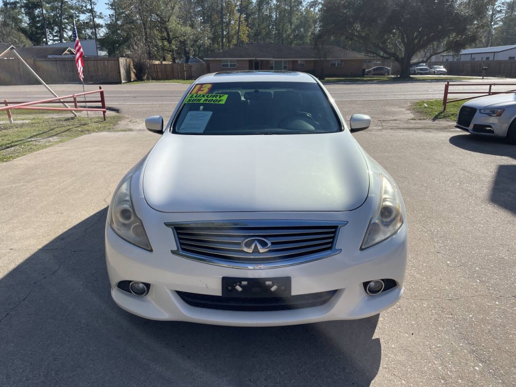 2013 INFINITI G37 Image 2