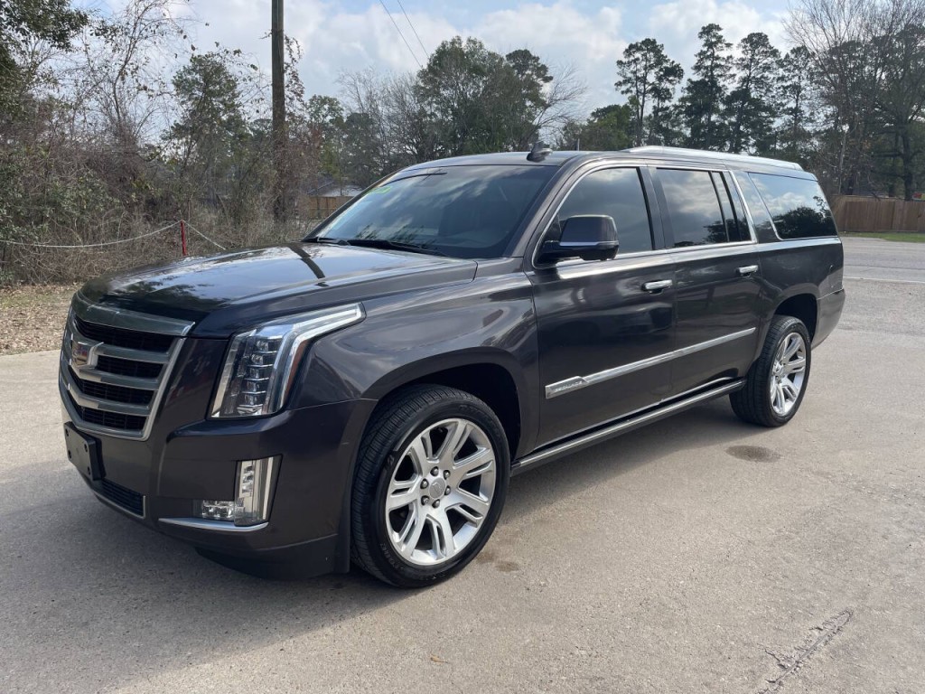 2015 Cadillac Escalade Image 3