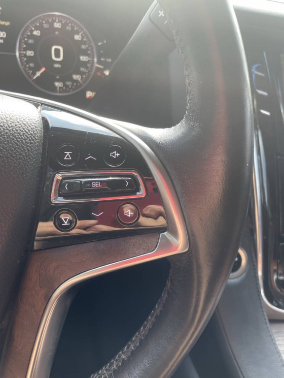 2015 Cadillac Escalade Image 8