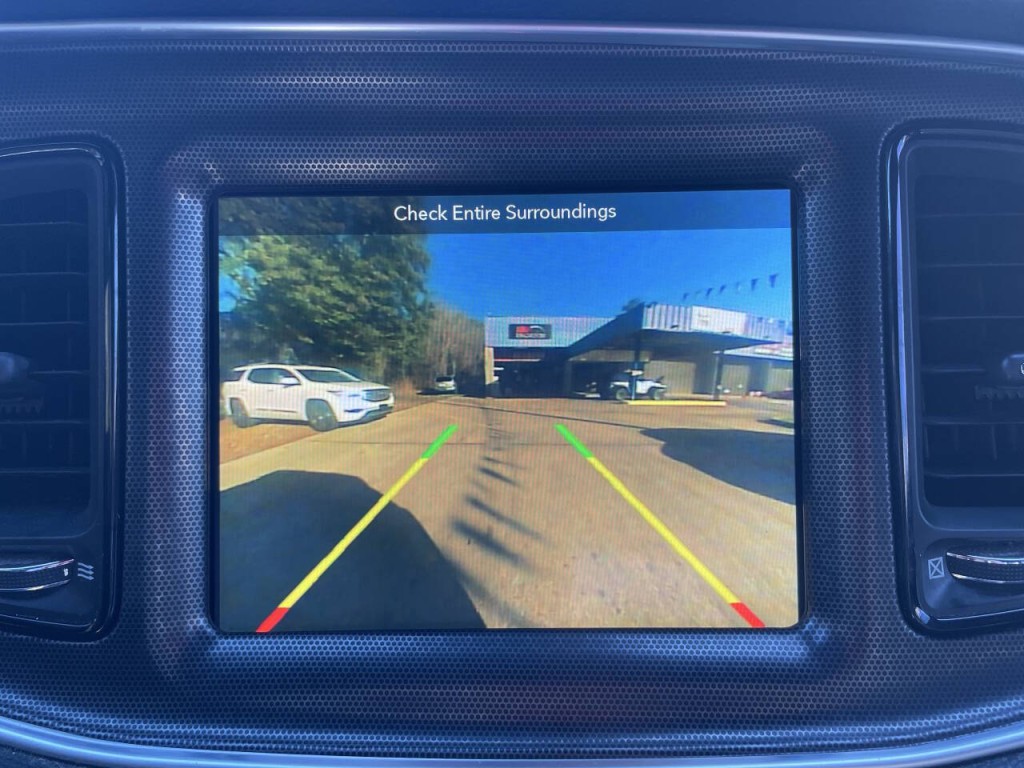 2017 Dodge Challenger Image 12