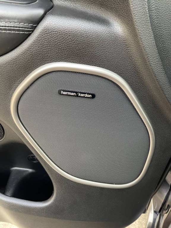 2020 Jeep Grand Cherokee Image 5