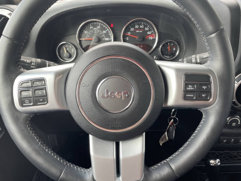 2016 Jeep Wrangler Image 9