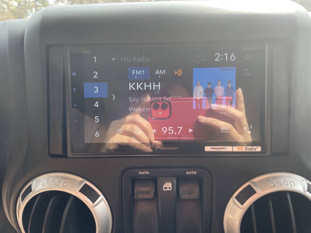 2016 Jeep Wrangler Image 12