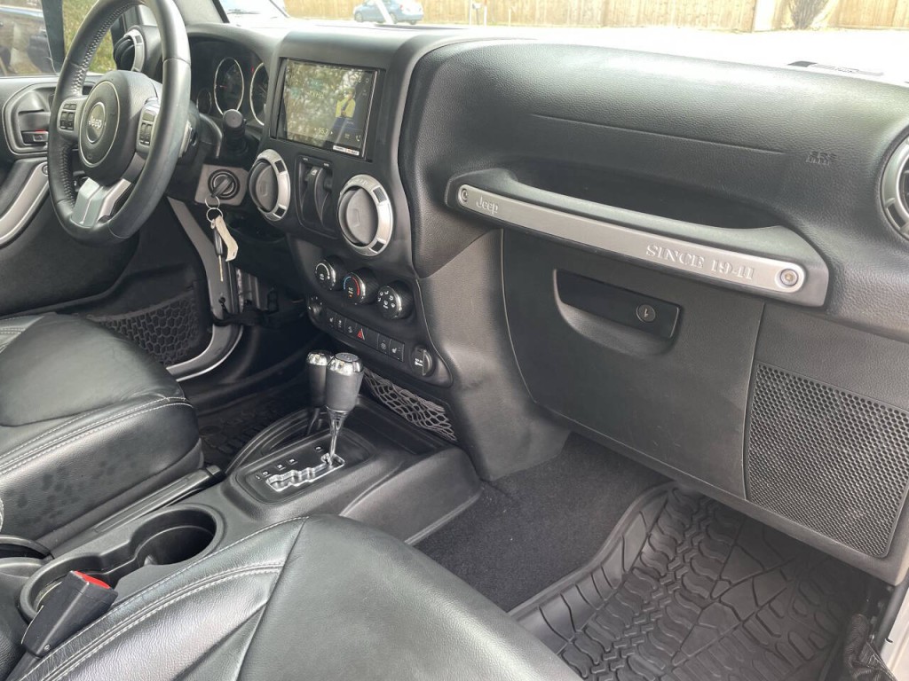 2016 Jeep Wrangler Image 19