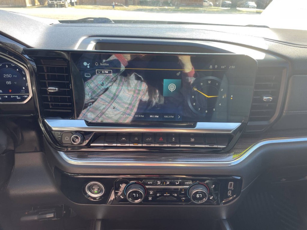 2022 Chevrolet Silverado 1500 Image 12