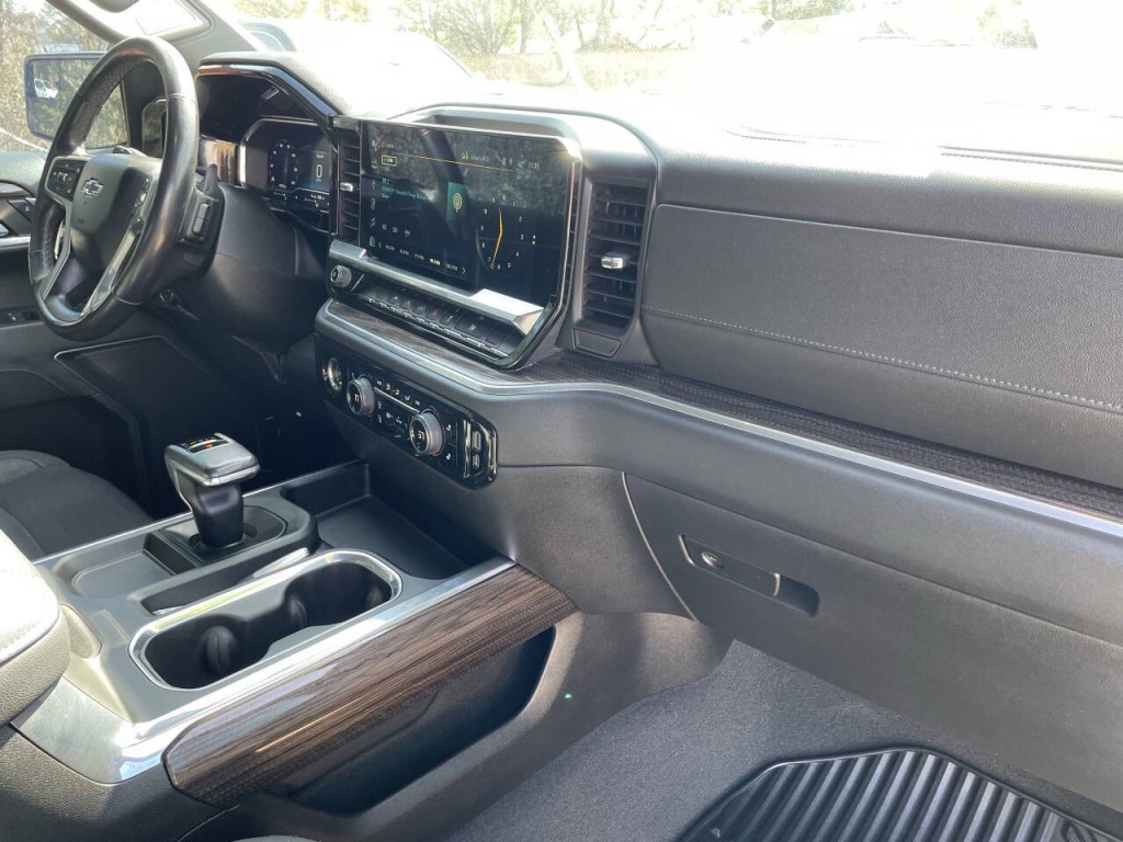 2022 Chevrolet Silverado 1500 Image 18