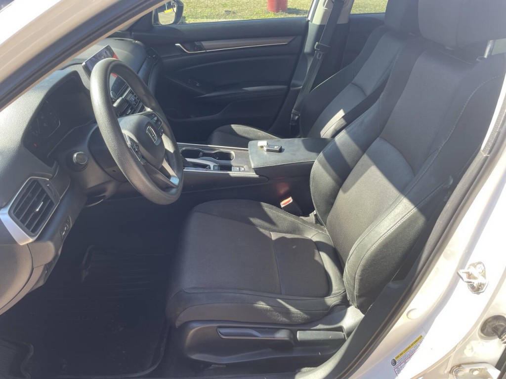 2018 Honda Accord Image 4