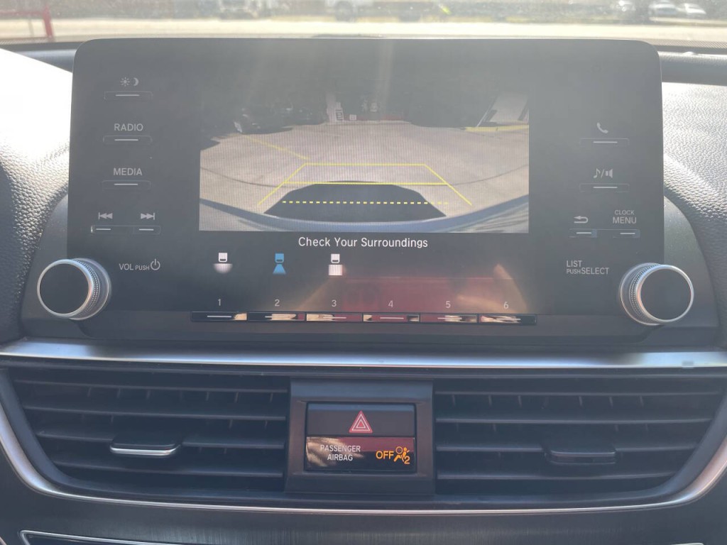 2018 Honda Accord Image 10