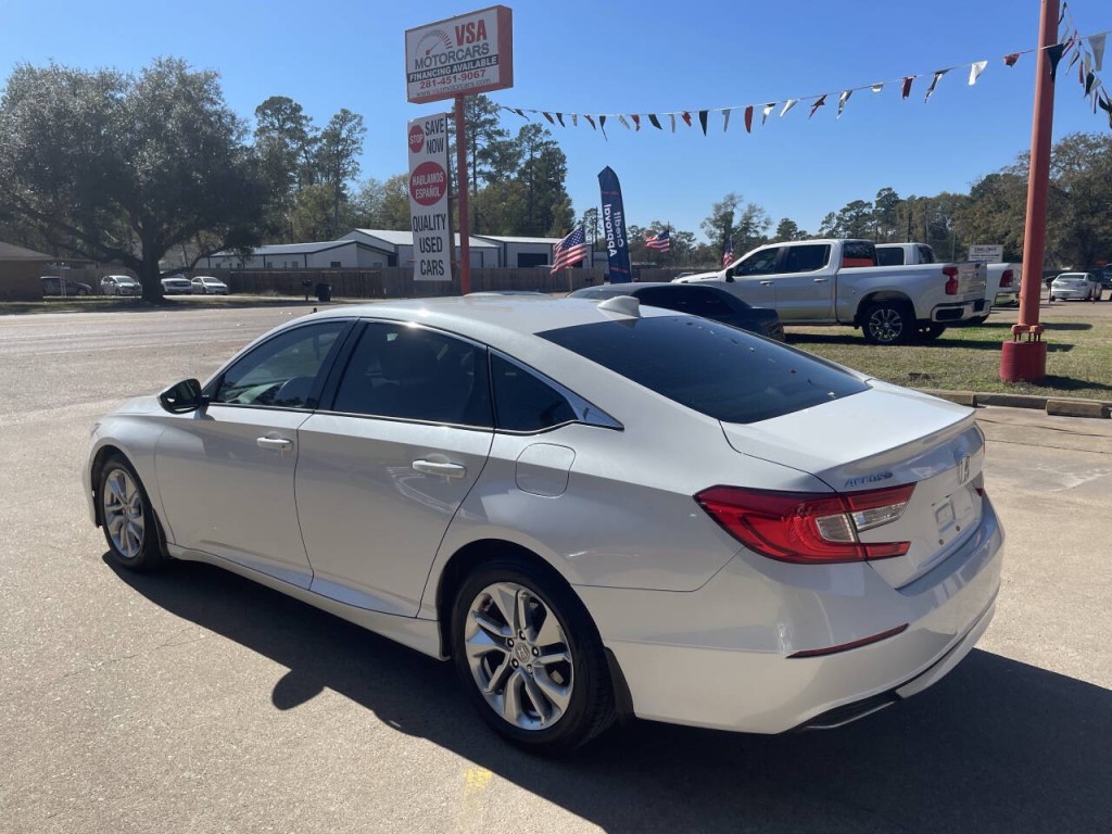 2018 Honda Accord Image 21