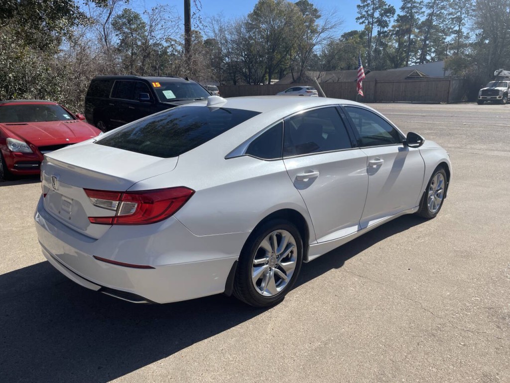 2018 Honda Accord Image 23