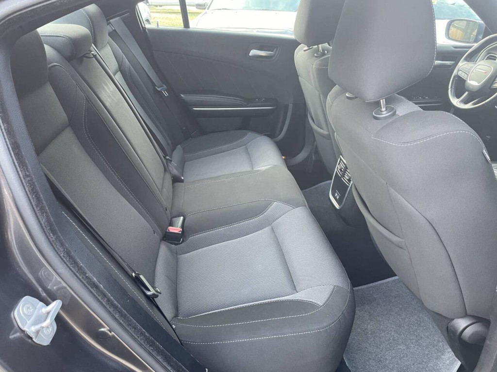 2022 Dodge Charger Image 18