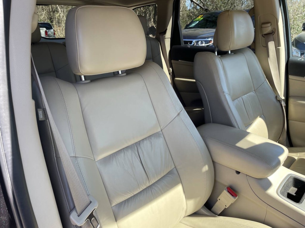 2016 Jeep Grand Cherokee Image 16