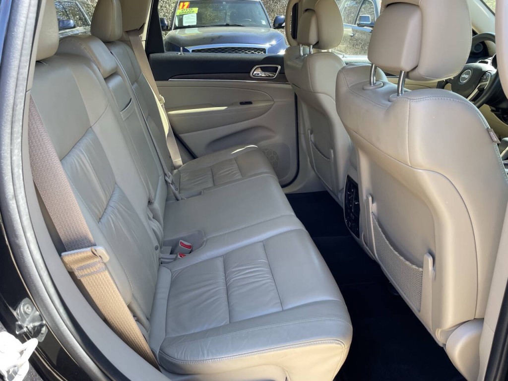 2016 Jeep Grand Cherokee Image 19