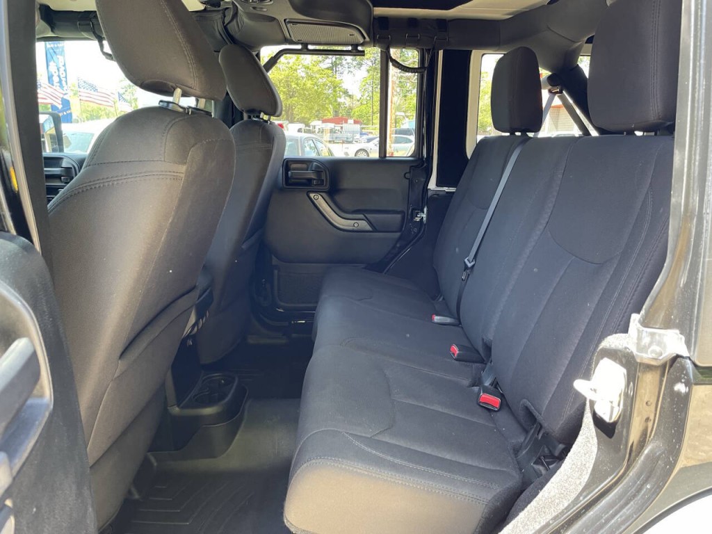 2018 Jeep Wrangler Image 13