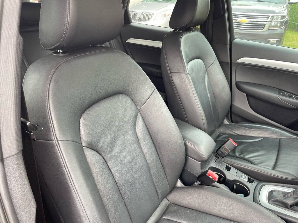 2016 Audi Q3 Image 17