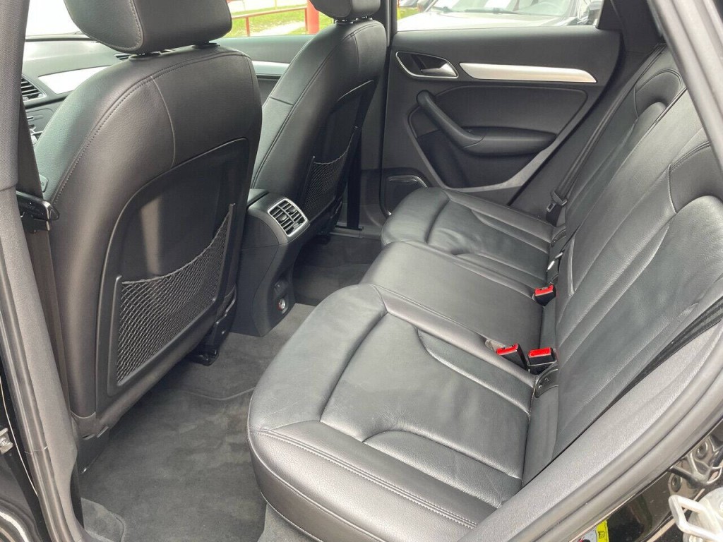 2016 Audi Q3 Image 22