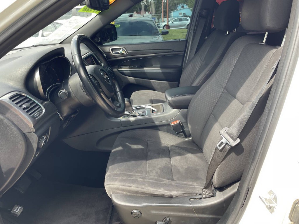 2018 Jeep Grand Cherokee Image 4