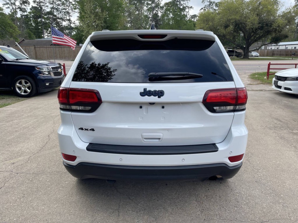 2018 Jeep Grand Cherokee Image 23