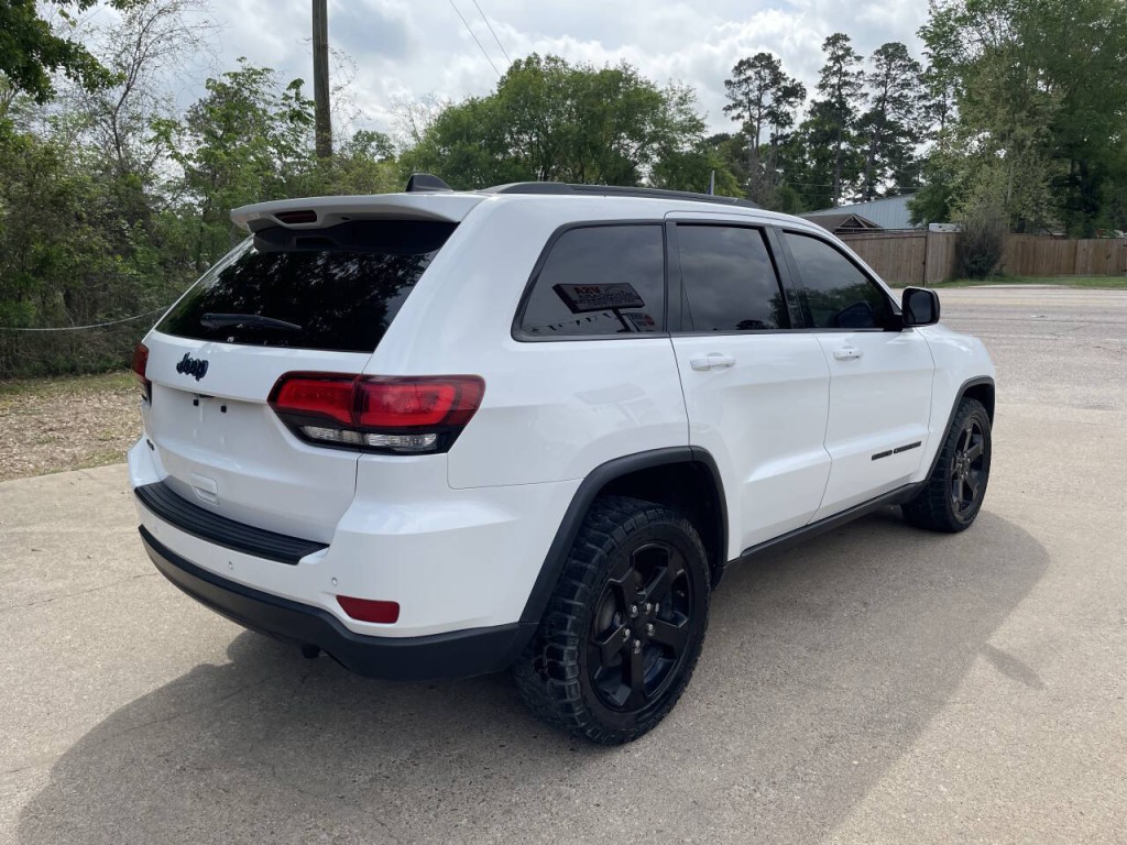 2018 Jeep Grand Cherokee Image 24