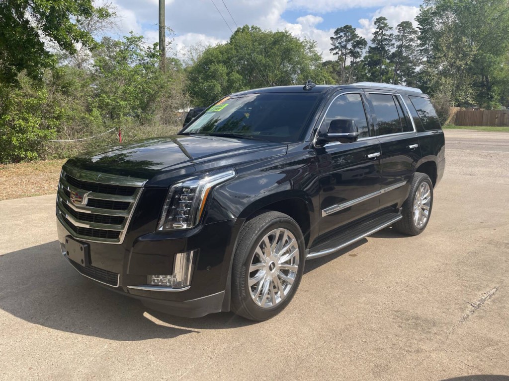 2017 Cadillac Escalade Image 3
