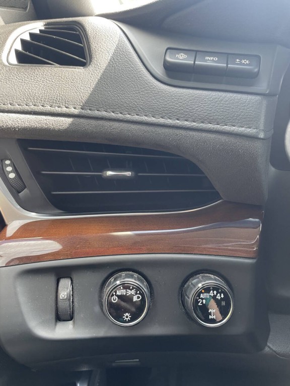 2019 Cadillac Escalade Image 5