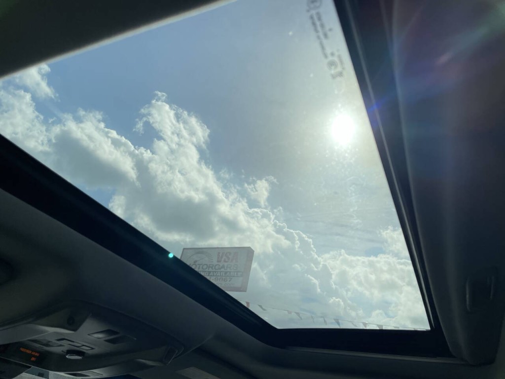 2019 Cadillac Escalade Image 16