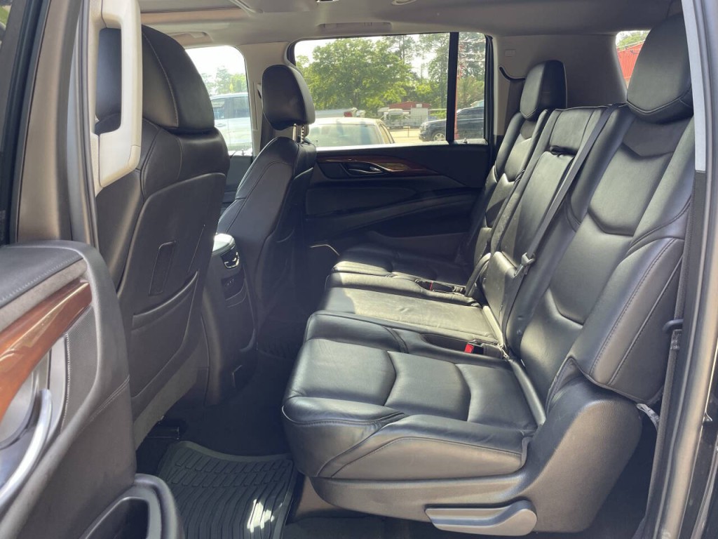 2019 Cadillac Escalade Image 20