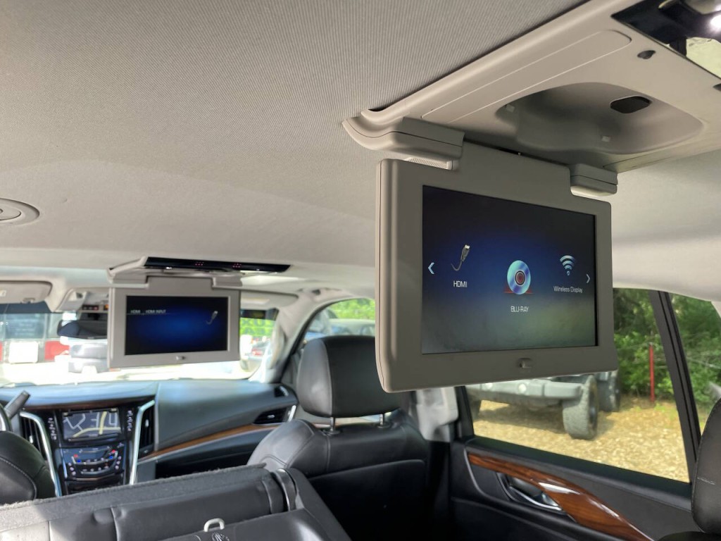 2019 Cadillac Escalade Image 24