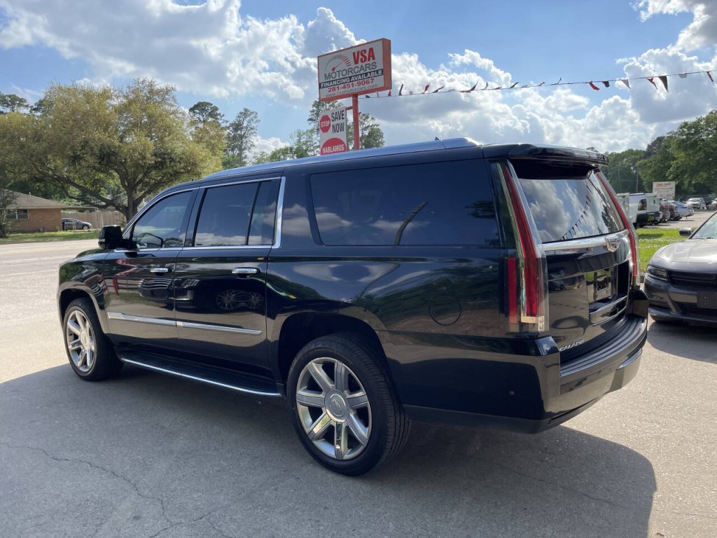 2019 Cadillac Escalade Image 29