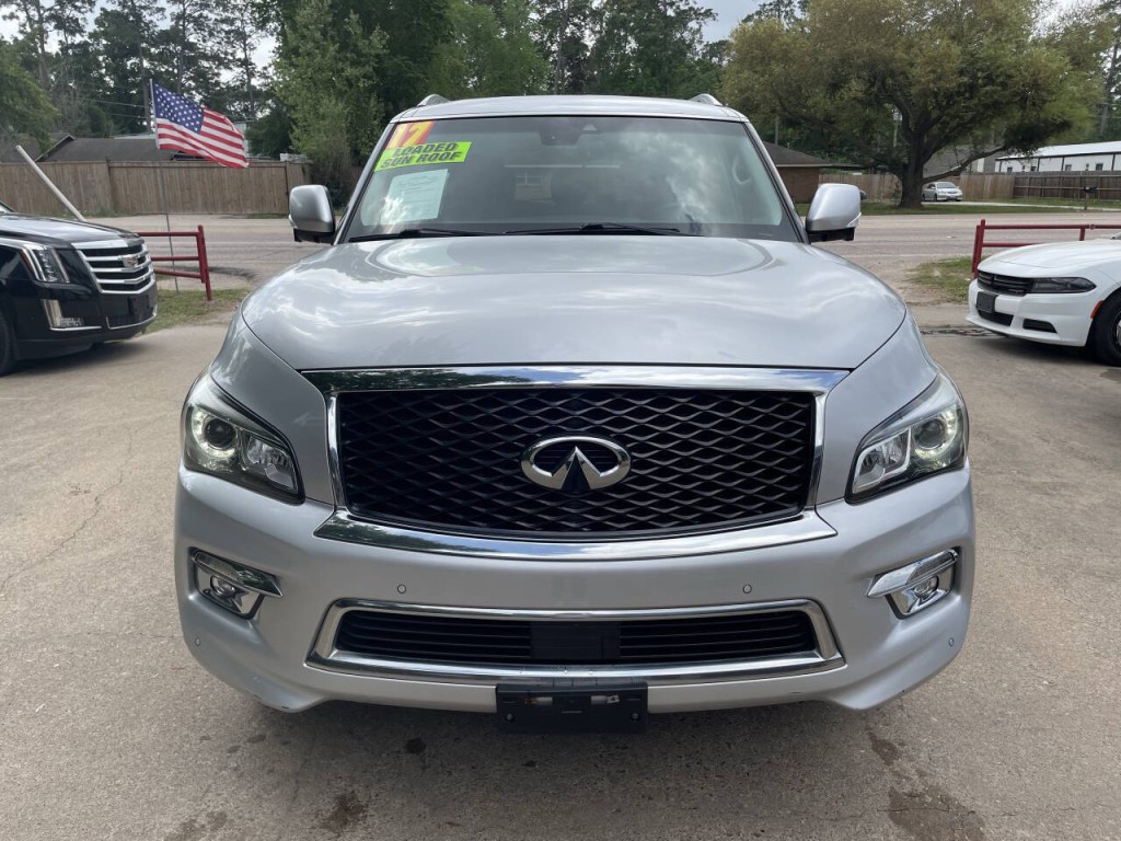 2017 INFINITI QX80 Image 2