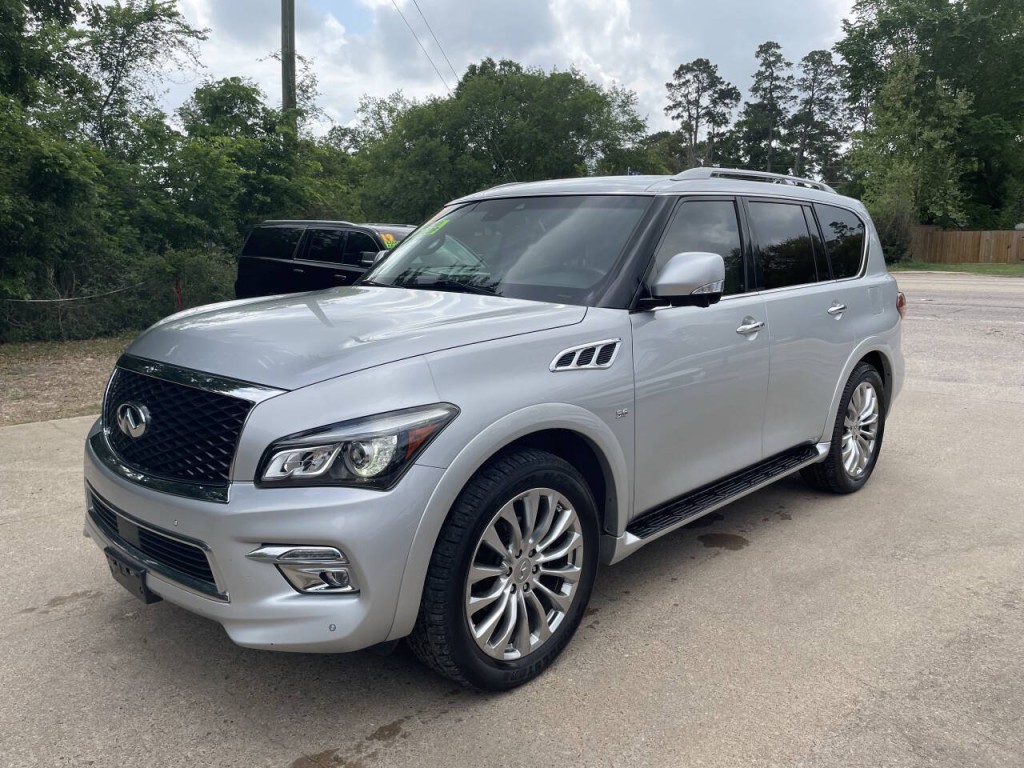 2017 INFINITI QX80 Image 3