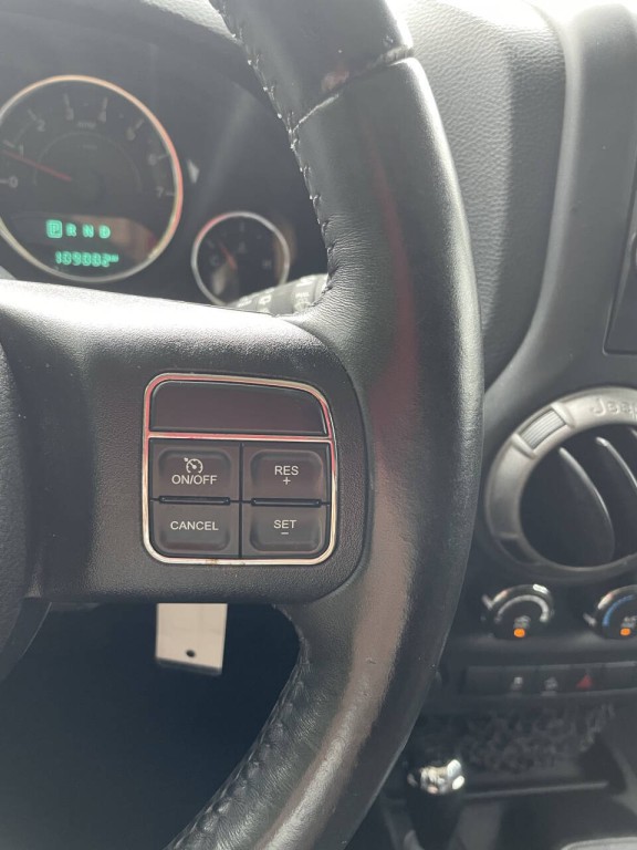 2015 Jeep Wrangler Image 7