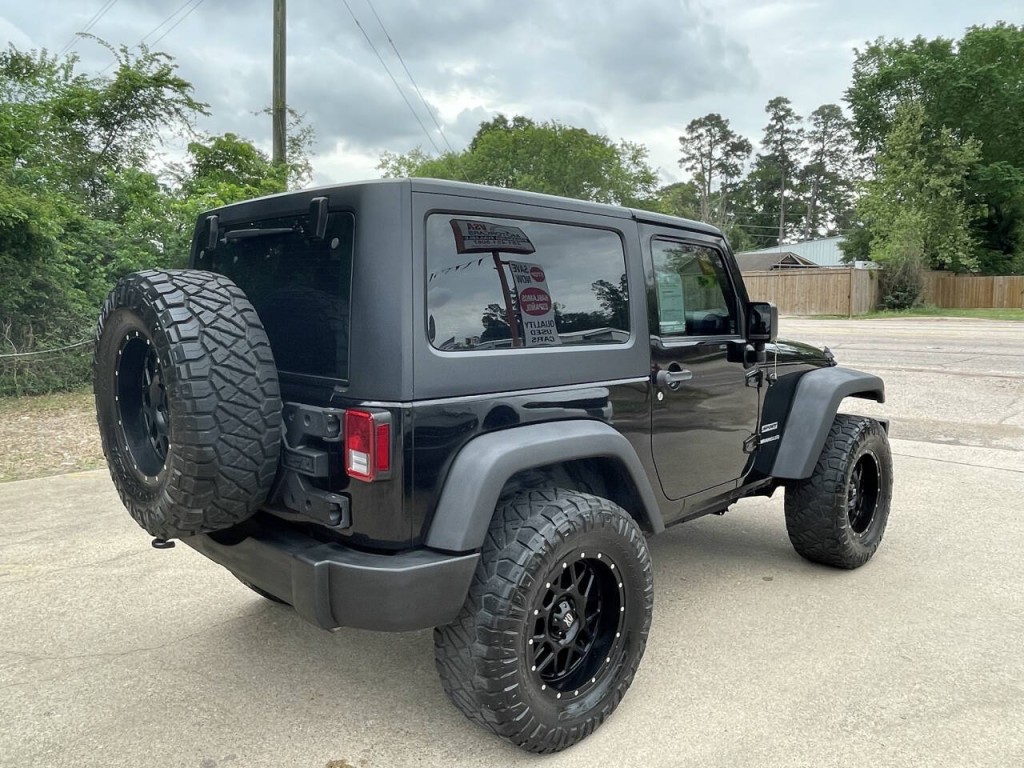 2015 Jeep Wrangler Image 19