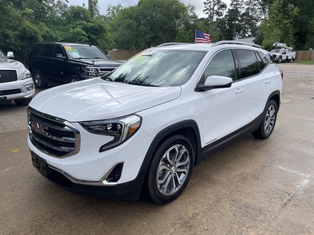 2021 GMC Terrain Image 3