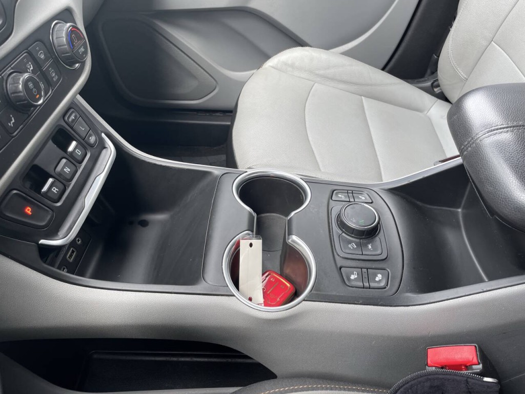 2021 GMC Terrain Image 13