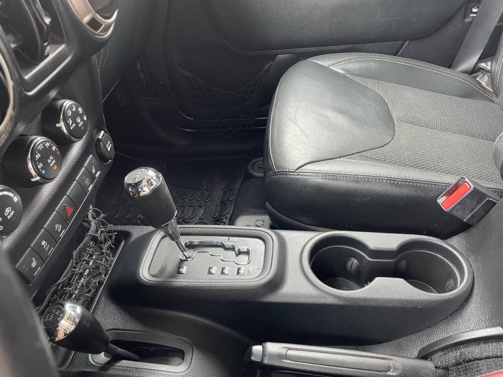 2016 Jeep Wrangler Unlimited Image 11