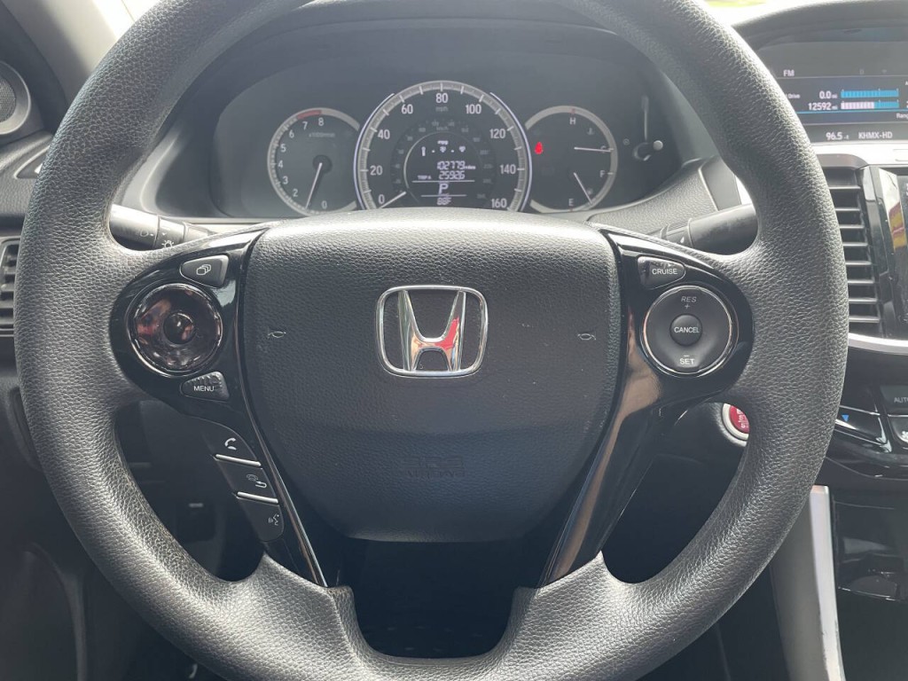 2017 Honda Accord Image 7