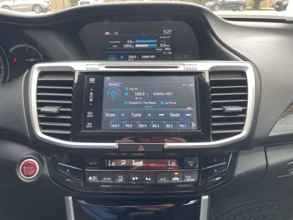 2017 Honda Accord Image 9